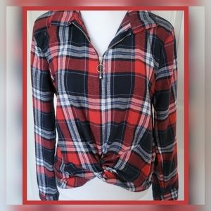 Girls XL fits woman XS flannel look